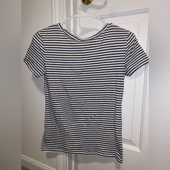 Size small H&M shirt - Picture 2 of 2